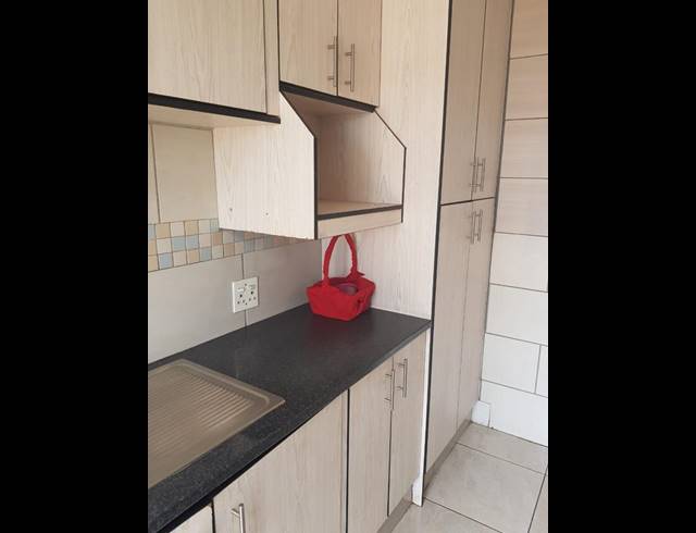 3 BEDROOM PROPERTY TO RENT IN GROBLERPARK EXT